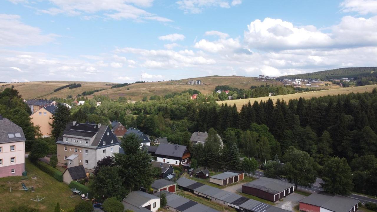 Ferienwohnungen Zauberberg, Schneehase & Glitzerhirsch Обервиезентал Екстериор снимка