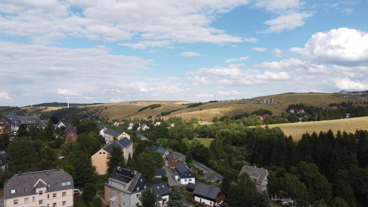 Ferienwohnungen Zauberberg, Schneehase & Glitzerhirsch Обервиезентал Екстериор снимка